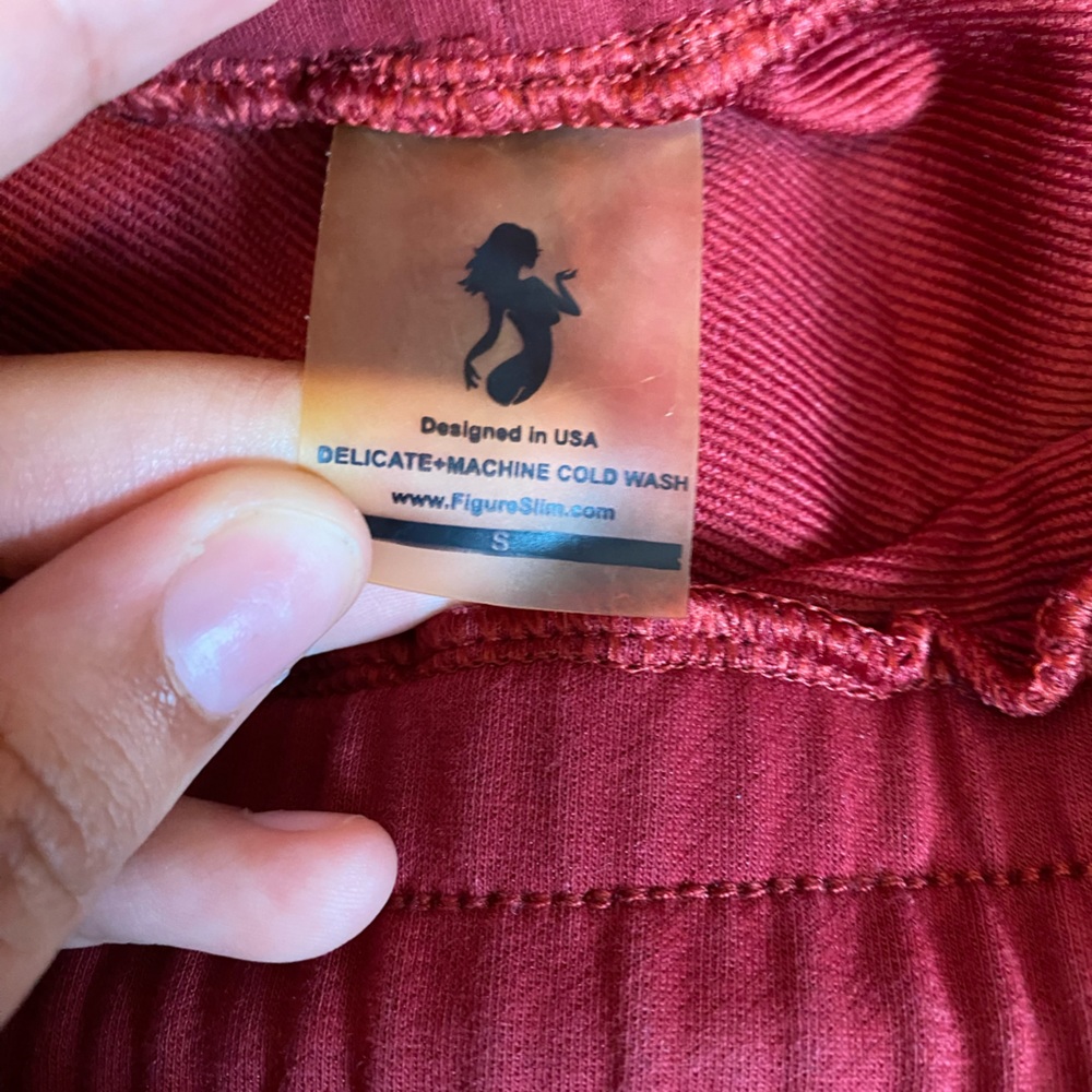 sweatpants - Picture 2 of 2